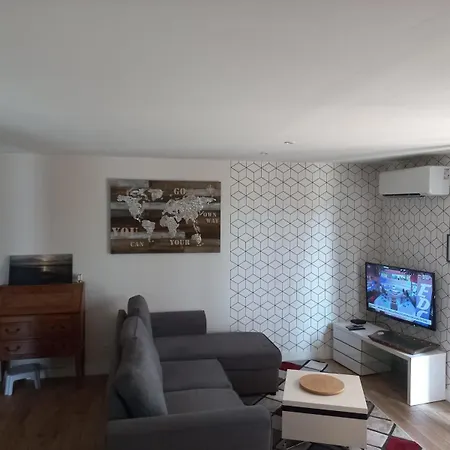 Moulin De La Jalousie *